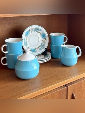Mikasa Gigi Blue Floral Tea Set Vintage Japan 70s Cups Saucers Creamer Sugar